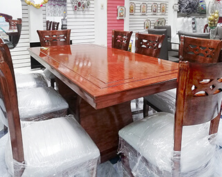 Comedor en Madera 8P
